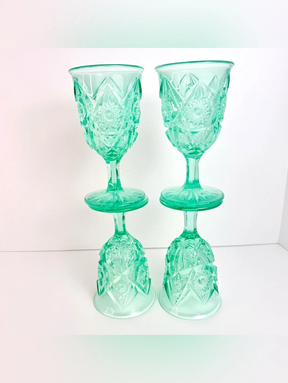 Vintage Imperial Aqua Set Of 4 Water Goblet Feather Notching Mint Condition